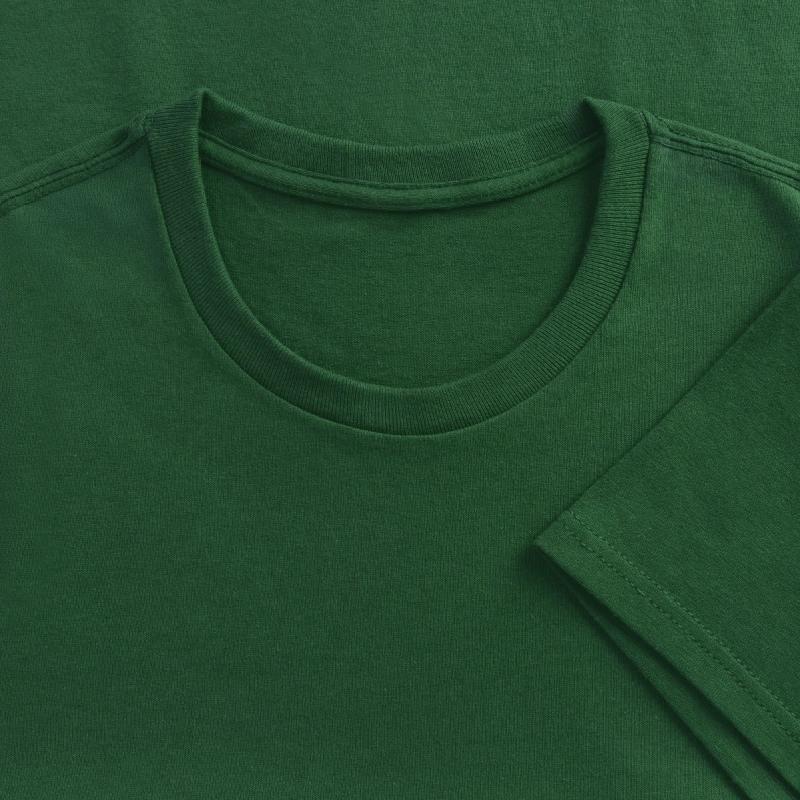 Bold Lion Graphic Tee – King of the Jungle